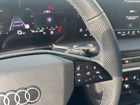 New 2025 Audi SQ5 Premium Plus image 23