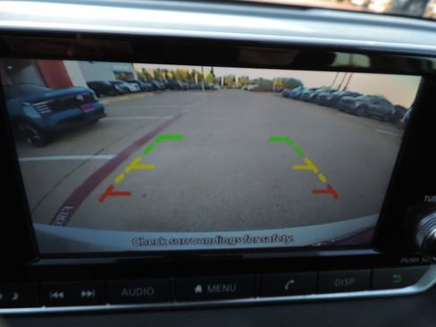 Certified 2021 Nissan Sentra S image 26