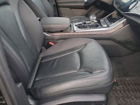 Used 2023 Audi Q7 2.0T Premium Plus w/ Premium Plus Package image 5