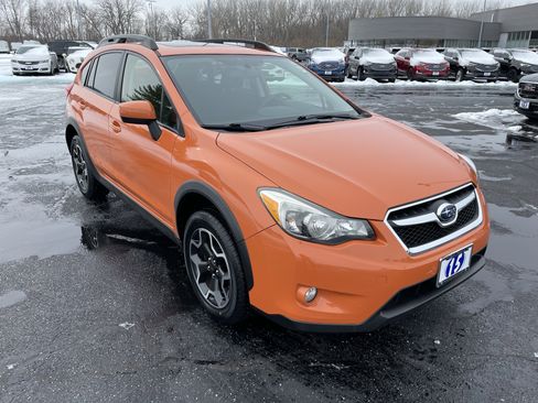 Used 2015 Subaru Crosstrek 2.0i Premium w/ Moonroof Package image 9
