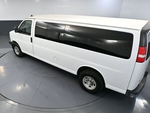 Used 2017 Chevrolet Express 3500 LT w/ LT Preferred Equipment Group image 50