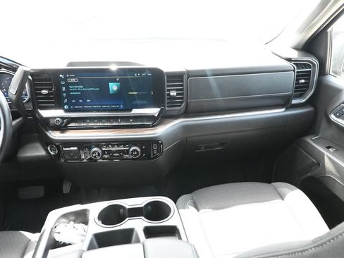 Used 2025 Chevrolet Silverado 1500 LT RWD image 24