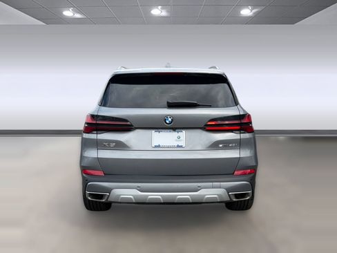 Used 2024 BMW X5 sDrive40i image 10