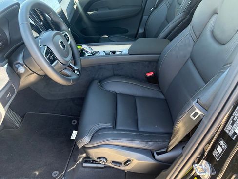 New 2026 Volvo XC60 B5 Ultra w/ Protection Package Premier image 19