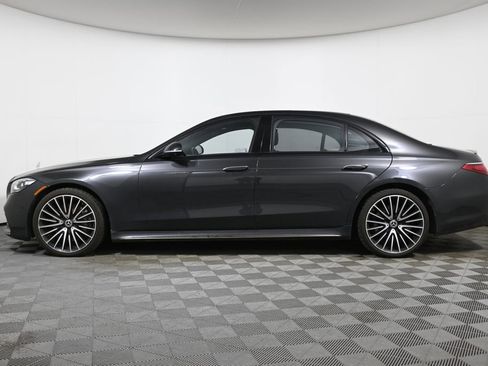 Used 2023 Mercedes-Benz S 500 4MATIC image 2