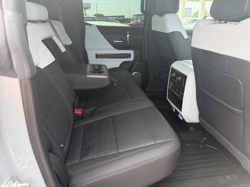 Used 2024 GMC Hummer EV 3X w/ LPO, Illumination Package AWD/4WD image 25