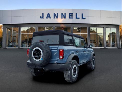 New 2025 Ford Bronco 4-Door w/ Sasquatch Package AWD/4WD image 4