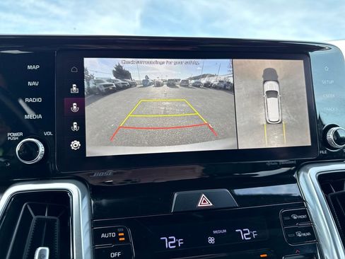 Certified 2023 Kia Sorento SX Prestige image 29