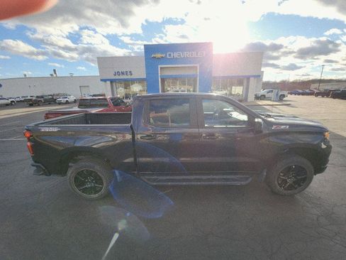 Used 2023 Chevrolet Silverado 1500 LT Trail Boss w/ LT Trail Boss Premium Package image 6