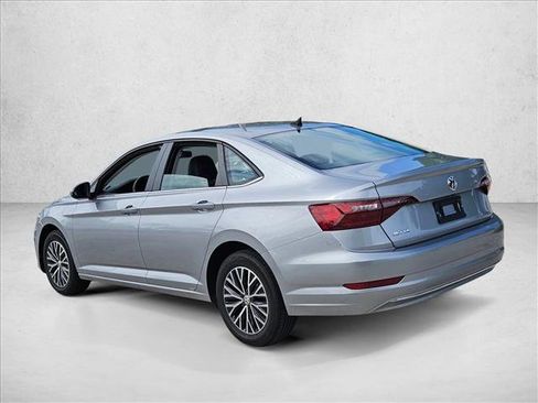 Used 2020 Volkswagen Jetta SE w/ SE Cold Weather Package image 8