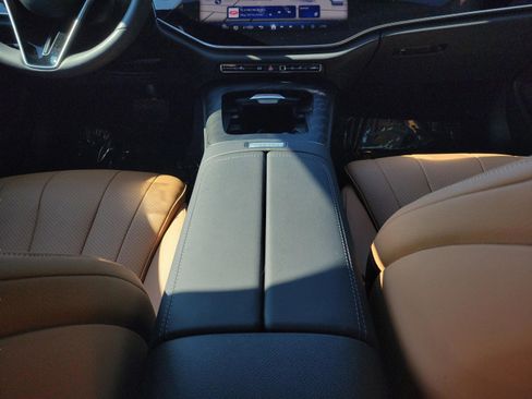 Certified 2025 Mercedes-Benz E 350 Sedan image 14