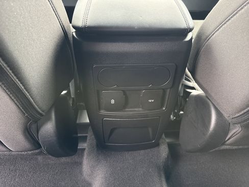Certified 2024 Ford Explorer XLT AWD/4WD image 15