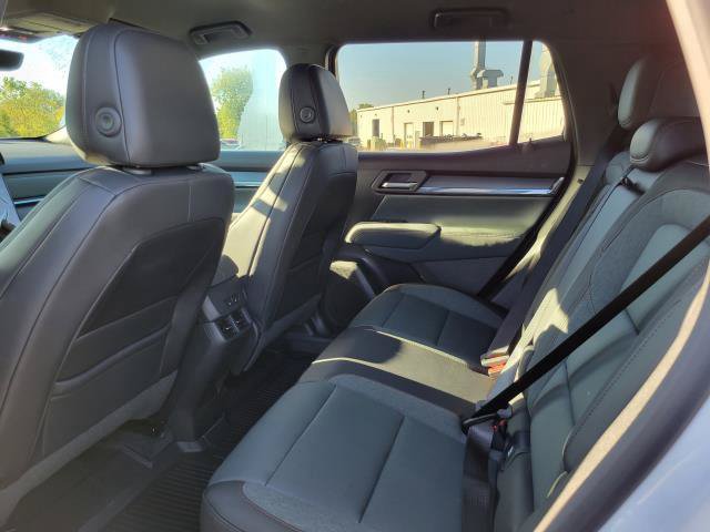 New 2027 GMC Terrain AT4 w/ Convenience Package III AWD/4WD image 30