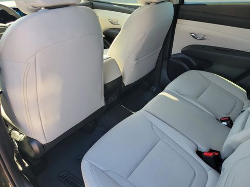 New 2026 Hyundai Tucson SE image 7