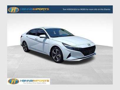 Used 2023 Hyundai Elantra SEL w/ Convenience Package