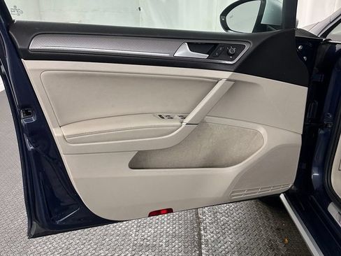 Used 2019 Volkswagen Golf Alltrack S AWD/4WD image 8