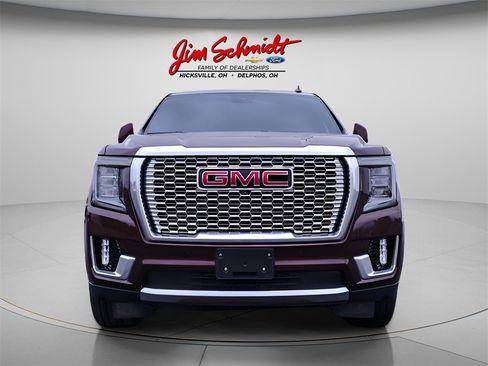 Used 2023 GMC Yukon Denali w/ Denali Reserve Package image 2