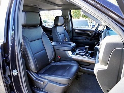 Used 2022 Chevrolet Silverado 1500 RST w/ Convenience Package II AWD/4WD image 13