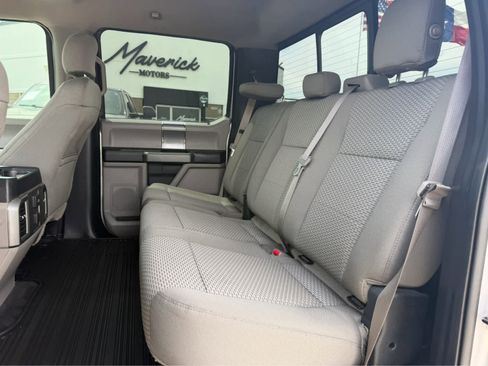 Used 2015 Ford F150 XLT w/ Equipment Group 302A Luxury AWD/4WD image 14