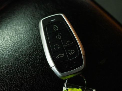 Used 2023 Jeep Gladiator Sport image 19