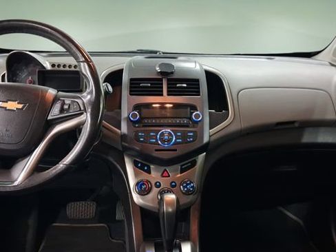 Used 2012 Chevrolet Sonic LTZ FWD image 10