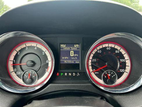 Used 2019 Dodge Grand Caravan GT FWD image 11