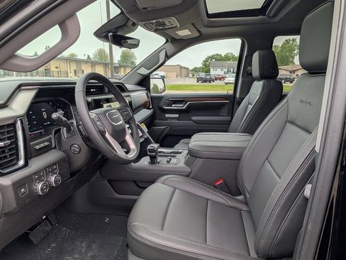New 2026 GMC Sierra 1500 Denali w/ Denali Reserve Package AWD/4WD image 38