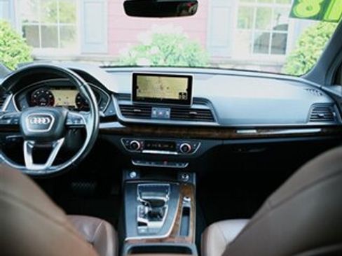 Used 2018 Audi Q5 2.0T Premium Plus w/ Premium Plus Package AWD/4WD image 20