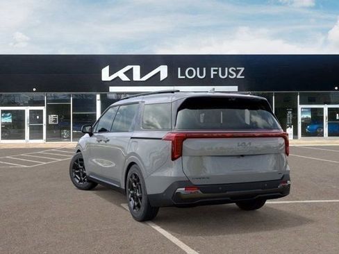 New 2026 Kia Carnival SX Prestige FWD image 4