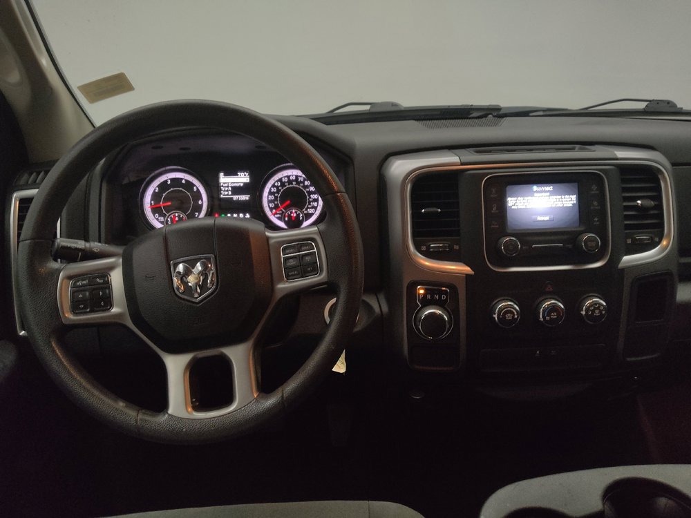Used 2022 RAM 1500 Classic SLT RWD image 22