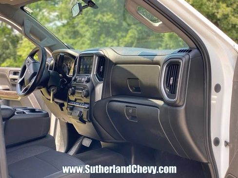 Used 2020 Chevrolet Silverado 2500 LT w/ Z71 Off-Road Package AWD/4WD image 24