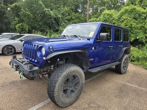 Used 2018 Jeep Wrangler Unlimited Sport S AWD/4WD image 5