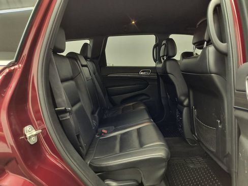 Used 2018 Jeep Grand Cherokee Limited AWD/4WD image 29