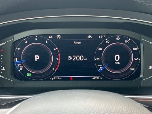 Used 2020 Volkswagen Tiguan SEL image 21