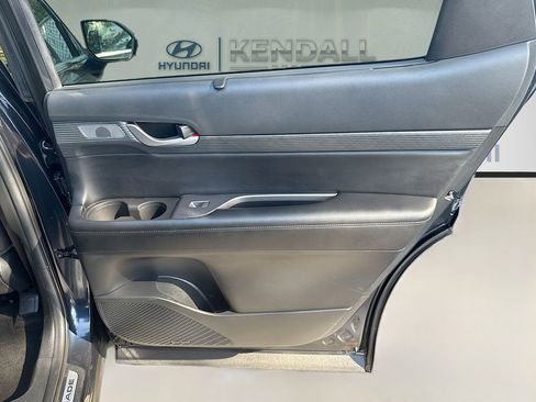 Used 2024 Hyundai Palisade Limited image 31