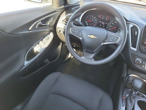 Used 2024 Chevrolet Malibu LT image 15