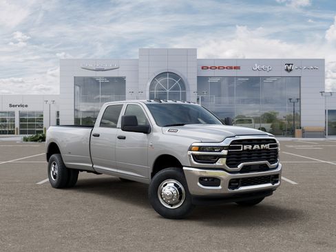New 2026 RAM 3500 Tradesman AWD/4WD image 33