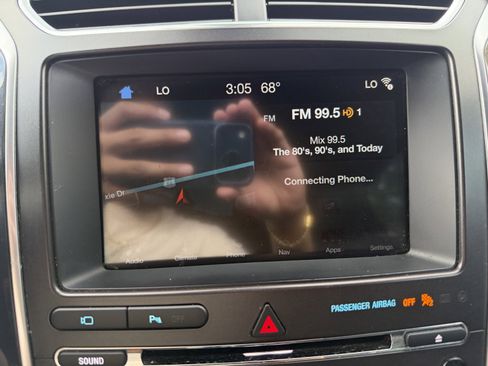 Used 2018 Ford Explorer Sport w/ Equipment Group 401A AWD/4WD image 34