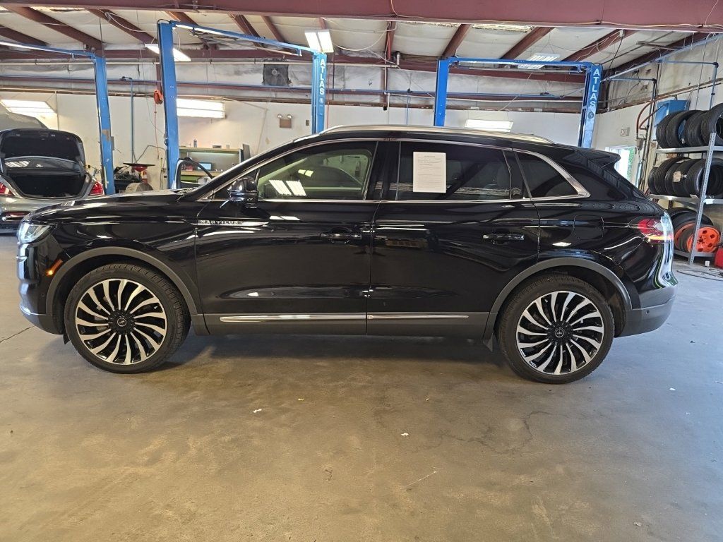 Used 2021 Lincoln Nautilus Black Label w/ Cargo Utility Package AWD/4WD image 2