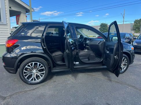 Used 2018 Mitsubishi Outlander Sport ES image 26