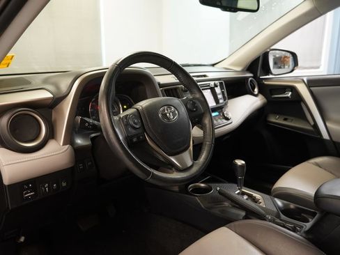 Used 2014 Toyota RAV4 Limited w/ Technology Package AWD/4WD image 7