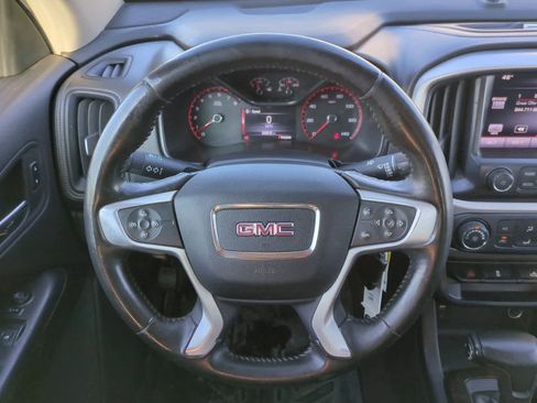 Used 2015 GMC Canyon SLE image 22