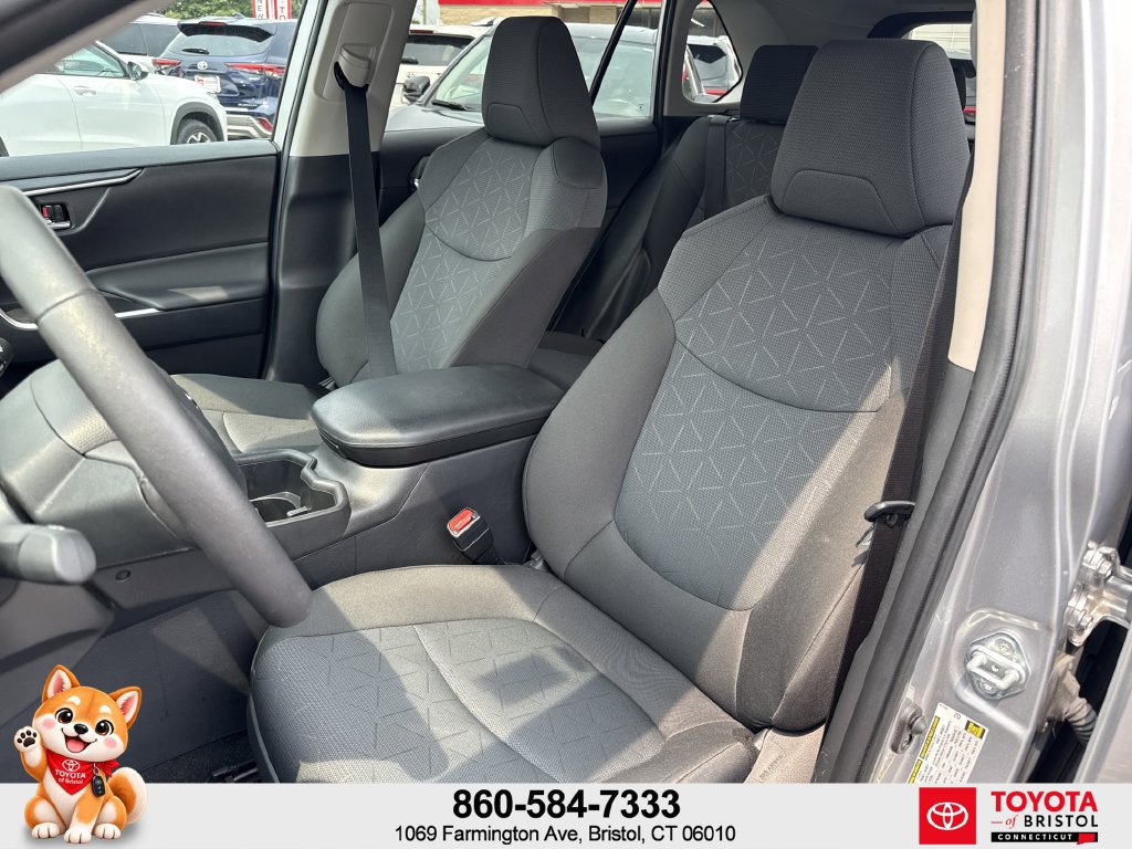 Used 2024 Toyota RAV4 XLE w/ Convenience Package AWD/4WD image 25