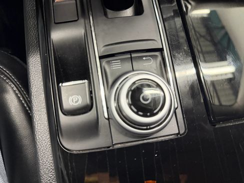 Used 2017 Maserati Ghibli S RWD image 31