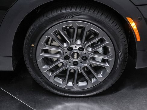 New 2026 MINI Cooper S image 9