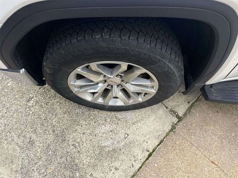 Used 2022 GMC Sierra 1500 SLT image 6