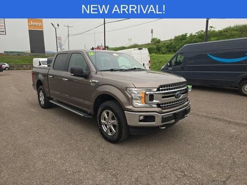 Used 2019 Ford F150 XLT w/ Equipment Group 302A Luxury AWD/4WD image 2