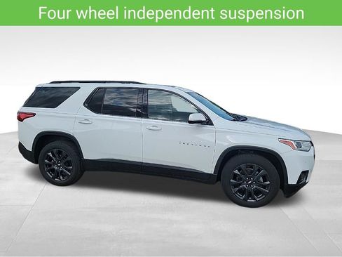 Used 2020 Chevrolet Traverse RS w/ LPO, Floor Liner Package AWD/4WD image 18