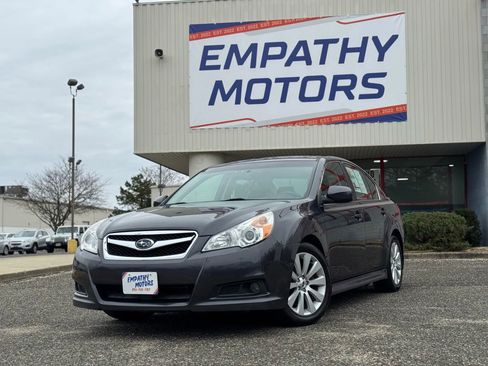 Used 2012 Subaru Legacy 3.6R Limited image 1