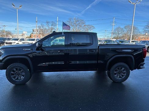 New 2026 GMC Sierra 1500 AT4X image 4